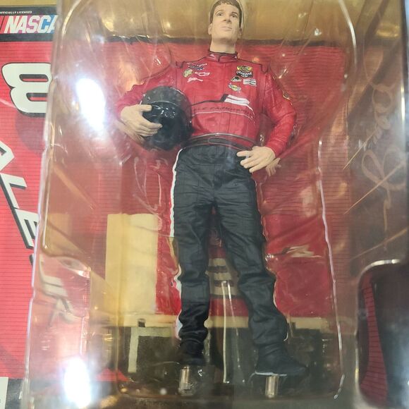 Dale Earnhardt Jr 2004 McFarlane Series 3 Holding Race Helmet Nascar Figure - Picture 2 of 6